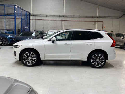 Volvo XC60 2.0 B4 D MOMENTUM AUTO 5P