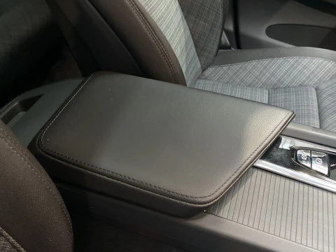 Volvo XC60 2.0 B4 D MOMENTUM AUTO 5P