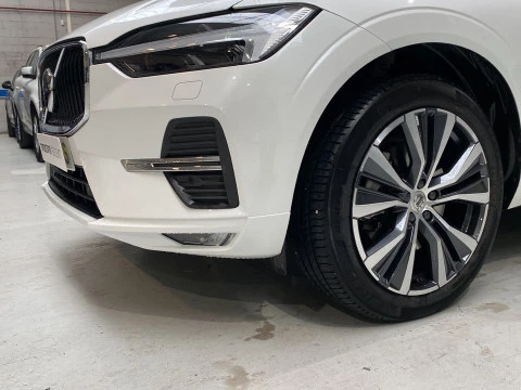 Volvo XC60 2.0 B4 D MOMENTUM AUTO 5P