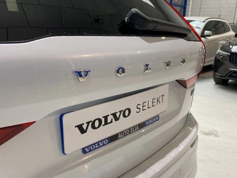 Volvo XC60 2.0 B4 D MOMENTUM AUTO 5P