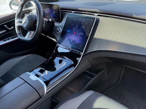 Mercedes-Benz EQE  350