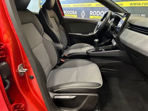 Renault Clio Techno TCe 90 (67kw)