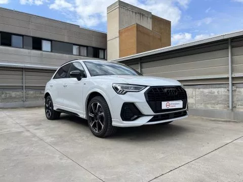 Audi Q3 BLACK LINE 2.0 35 TDI S TRONIC 150CV 5P