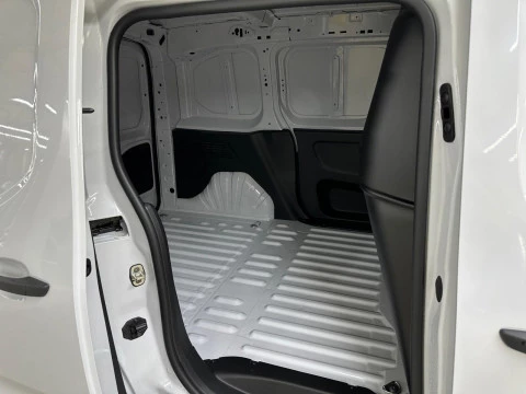 Peugeot Partner Standard 600kg BlueHDi 73kW