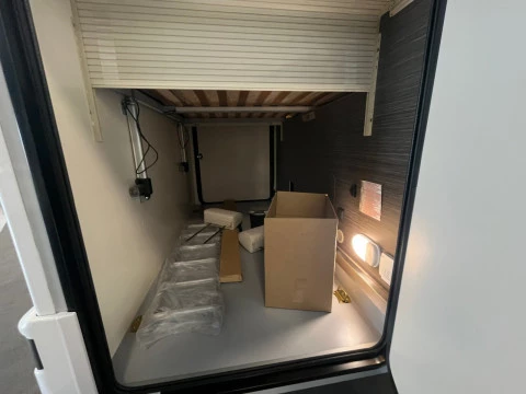 MCLOUIS NEVIS NEVIS 881