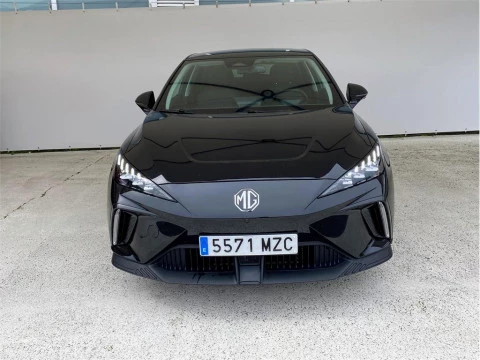 MG4 64kWh Luxury