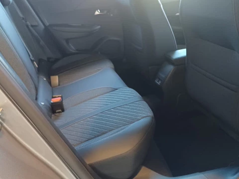 Peugeot 2008 N2008 Allure Hybrid 145 eDCS6