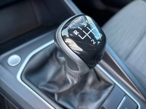 Volkswagen Golf 1.0 TSI 81kW (110CV)