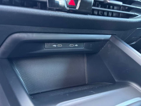 Volkswagen Golf 1.0 TSI 81kW (110CV)