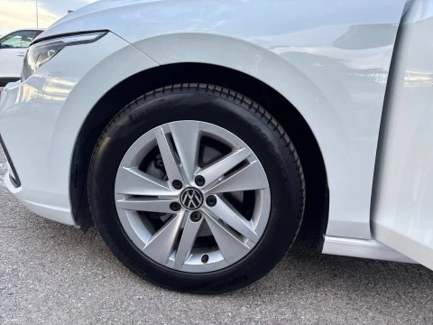 Volkswagen Golf 1.0 TSI 81kW (110CV)