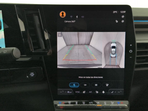 Renault Espace Iconic E-Tech full hybrid 146kW