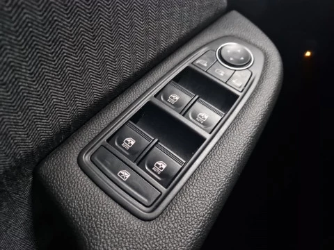 Renault Clio techno Eco-G 100cv (74kW)