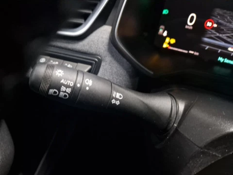 Renault Clio techno Eco-G 100cv (74kW)