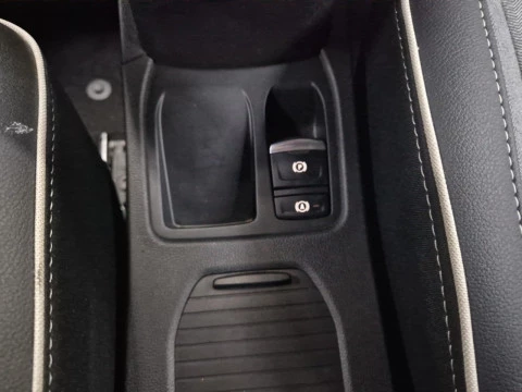 Renault Clio techno Eco-G 100cv (74kW)