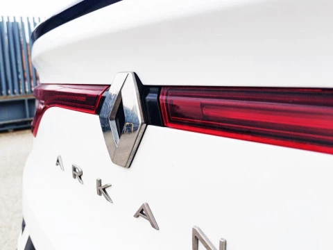 Renault Arkana 1.3 TCE MHEV INTENS 103KW EDC 5P