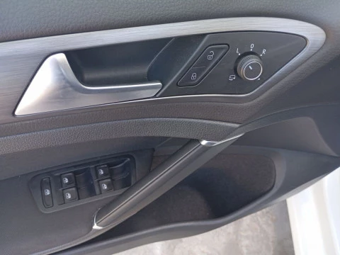 Volkswagen Golf e-Golf ePower 100 kW (136CV)