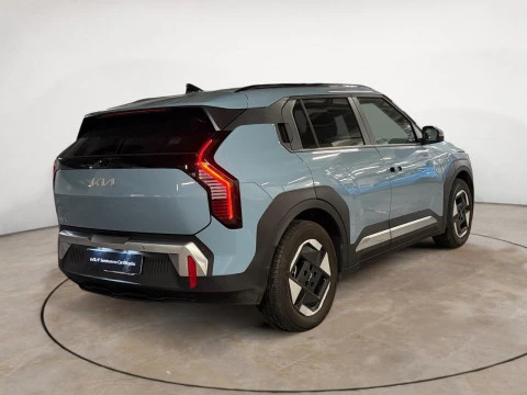 Kia EV3 Earth Long Range