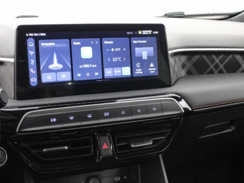 MG3 1.5 HEV LUXURY MY25 195 5P