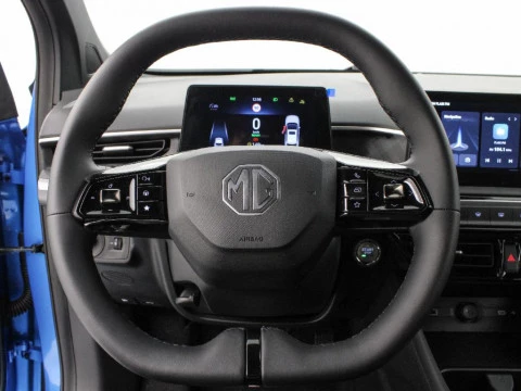 MG3 1.5 HEV LUXURY MY25 195 5P