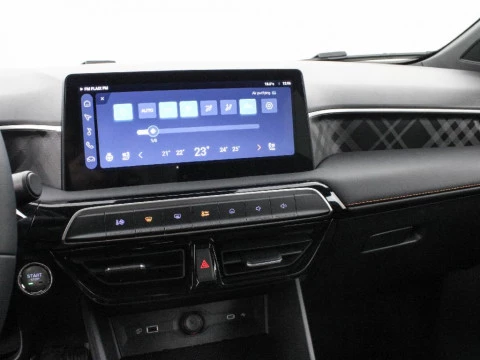 MG3 1.5 HEV LUXURY MY25 195 5P