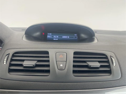 Renault Megane Limited dCi 110 eco2