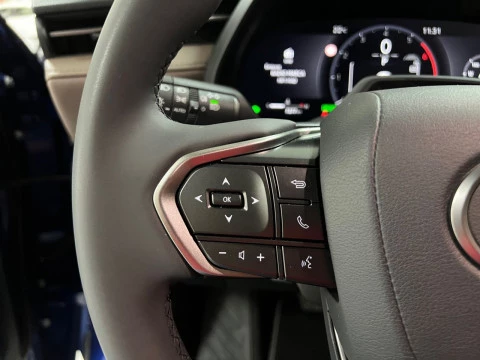 Lexus LBX 1.5 136cv HEV Elegant+