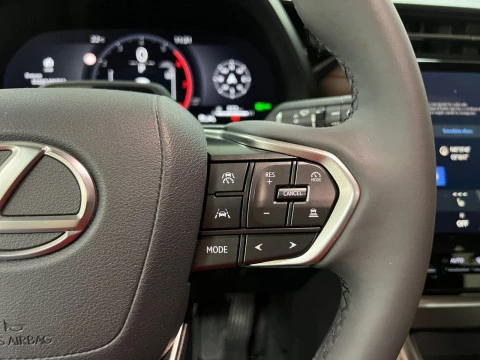 Lexus LBX 1.5 136cv HEV Elegant+