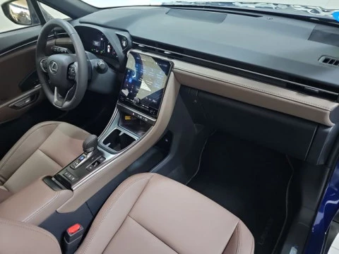 Lexus LBX 1.5 136cv HEV Elegant+