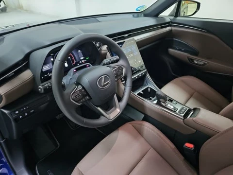 Lexus LBX 1.5 136cv HEV Elegant+