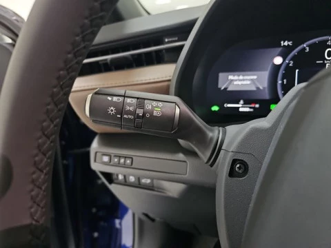 Lexus LBX 1.5 136cv HEV Elegant+