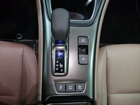 Lexus LBX 1.5 136cv HEV Elegant+