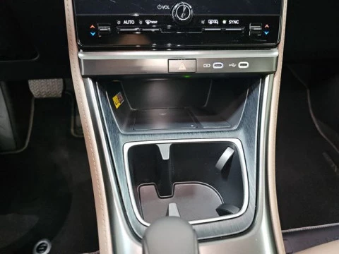 Lexus LBX 1.5 136cv HEV Elegant+