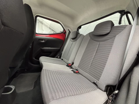 Toyota Aygo 1.0 70 x-play