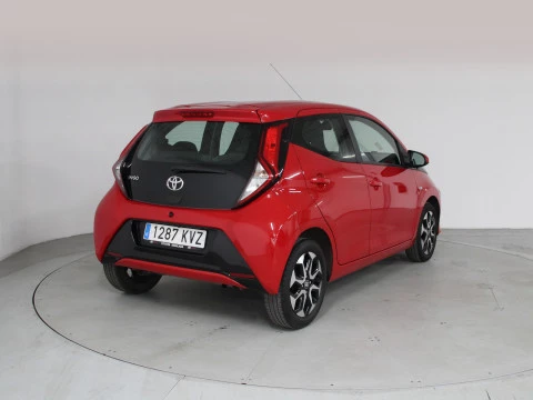 Toyota Aygo 1.0 70 x-play