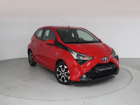 Toyota Aygo 1.0 70 x-play