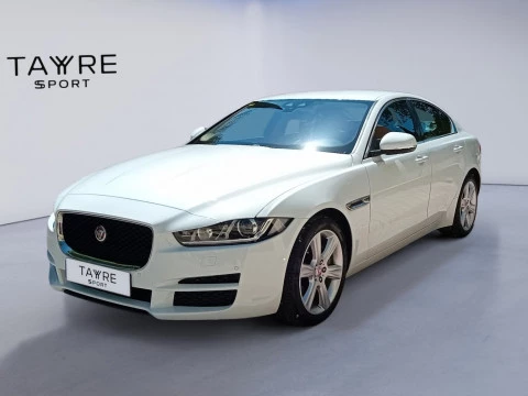 Jaguar XE 2.0I 177kW RWD Portfolio Auto