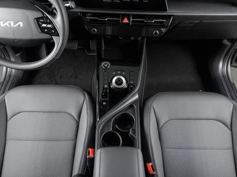 Kia Niro 1.6 GDi HEV 95kW (129CV) Drive Kia Niro 1.6 GDi HEV 95kW (129CV) Drive
