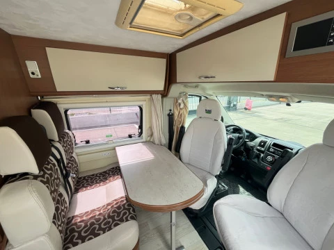 MCLOUIS MENFYS VAN MENFYS 3