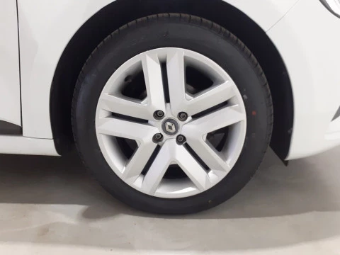 Renault Clio   TCe Intens 67kW