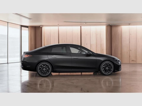 Mercedes-Benz CLA  180 con tecnologia hibrida