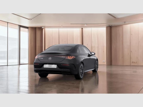 Mercedes-Benz CLA  180 con tecnologia hibrida