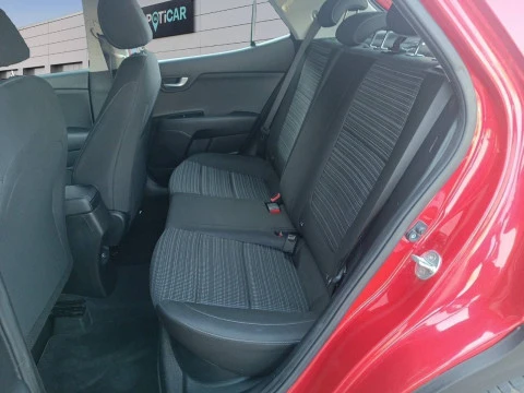 Kia Stonic 1.0 T-GDi 74kW (100CV) MHEV iMT Drive