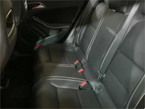 Mercedes-Benz CLA 200 d Shooting Brake