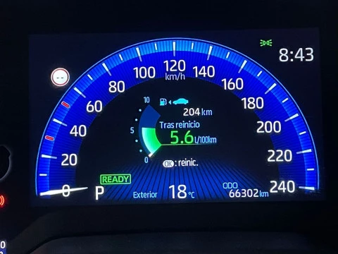 Toyota Corolla 1.8 125H ACTIVE TECH ECVT