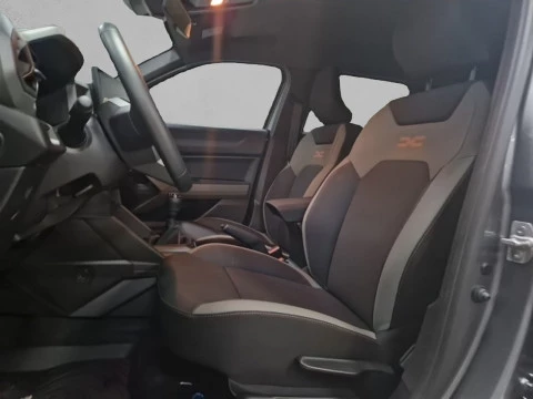 Dacia Duster Extreme TCE 96kW 48v (130CV) 4X2