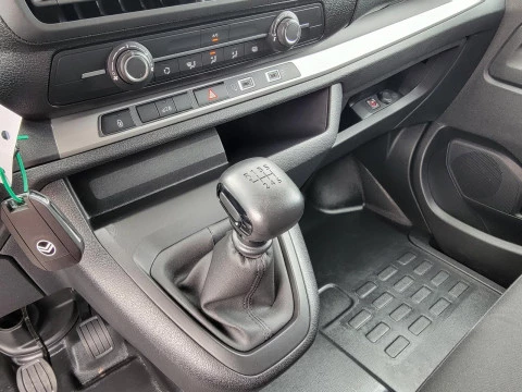 Citroën Jumpy DCab Abatible Talla M BlueHDi 120 S&S 6v