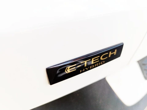 Renault Arkana 1.6 E-TECH HEV EVOLUTION 107KW 5P