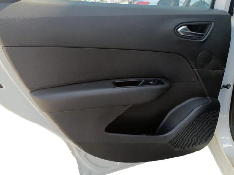 Renault Arkana 1.6 E-TECH HEV EVOLUTION 107KW 5P