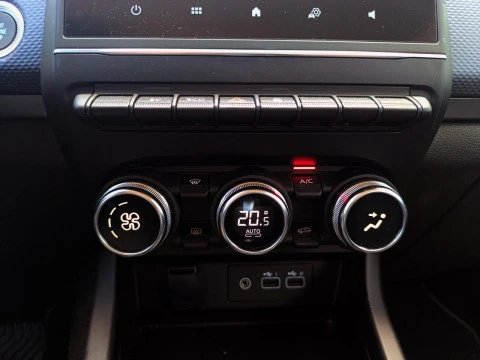 Renault Arkana 1.6 E-TECH HEV EVOLUTION 107KW 5P