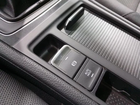 Volkswagen Golf Advance 1.5 TSI Evo 96 kW (130 CV)